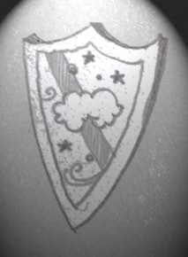 Immagine dello stemma dei Cavalieri dell'Ordine della Brezza(Per leggerne la descrizione proseguire nel link)Scudo su cui appare, al centro, una nuvoletta e, sullo sfondo, alcune stelle.