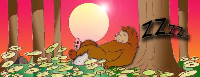 Immagine di un orso addormentato (Per leggerne la descrizione proseguire nel link) Si vede un orso disteso e addormentato, con la schiena appoggiata a un albero. Ha le zampe posteriori leggermente sollevate perché poggiano su di un masso. Sullo sfondo un cielo violetto con la luna e il fumetto ZZZZZZ a indicare lo stato di sonno dell'animale.