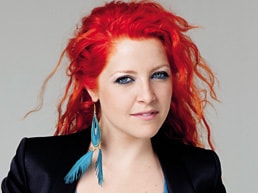 Noemi, dal 25 marzo riparte con il RossoNoemi Tour 2012