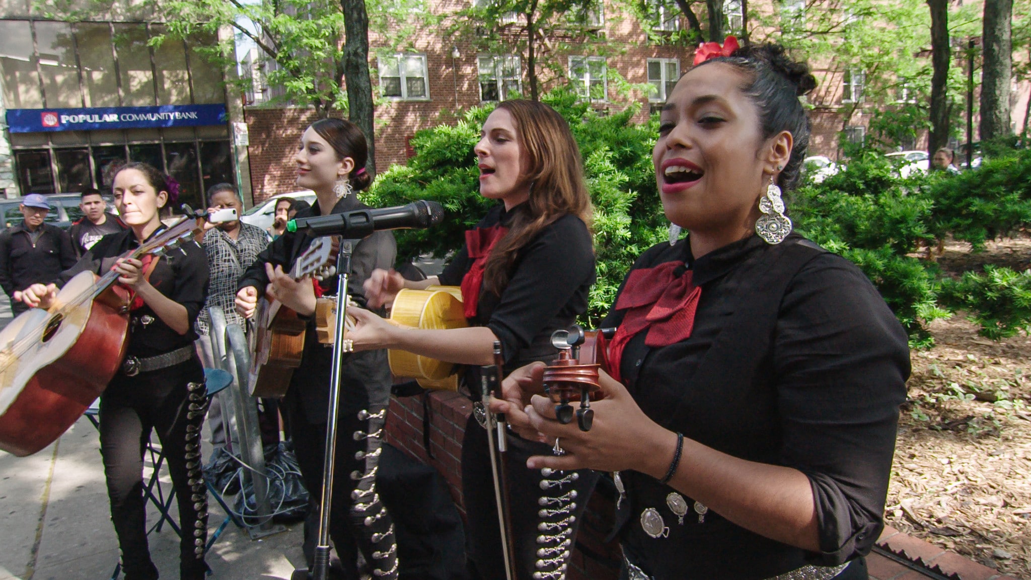 Rai 3 In Jackson Heights