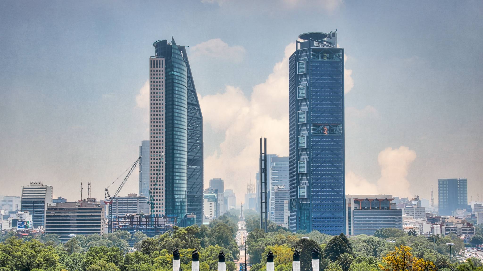 Rai Scuola Vertical city Mexico City - Torre Mayor