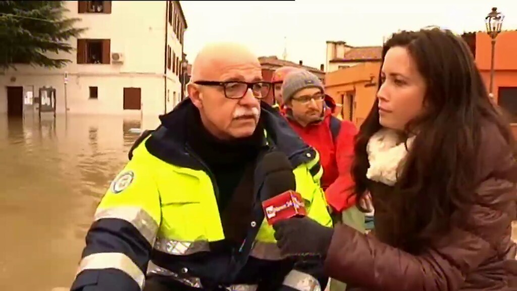 Strade Come Fiumi A Battaglia Terme Video Rai News