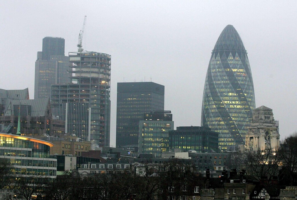 Londra è In Vendita Il Cetriolo Il Grattacielo Di Norman Foster