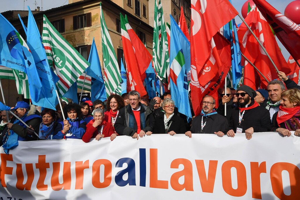 Manifestazione Nazionale Dei Sindacati CGIL, CISL E UIL 'Futuro Al ...