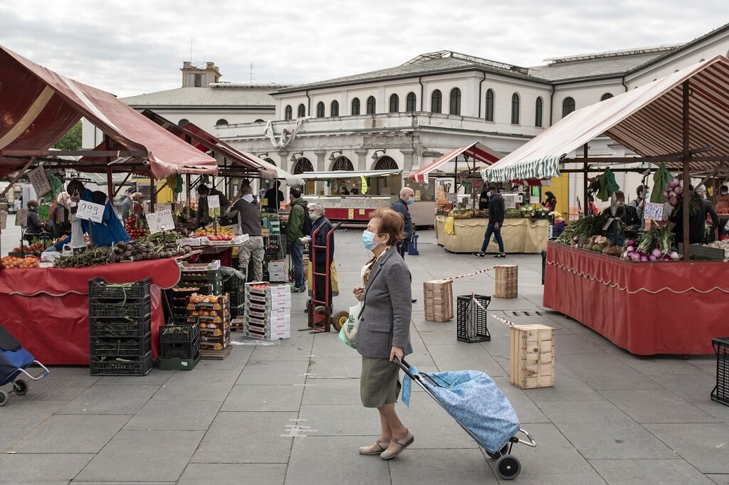 Fase 2, A Torino Riapre Il Mercato Di Porta Palazzo Ma Alla Regione ...