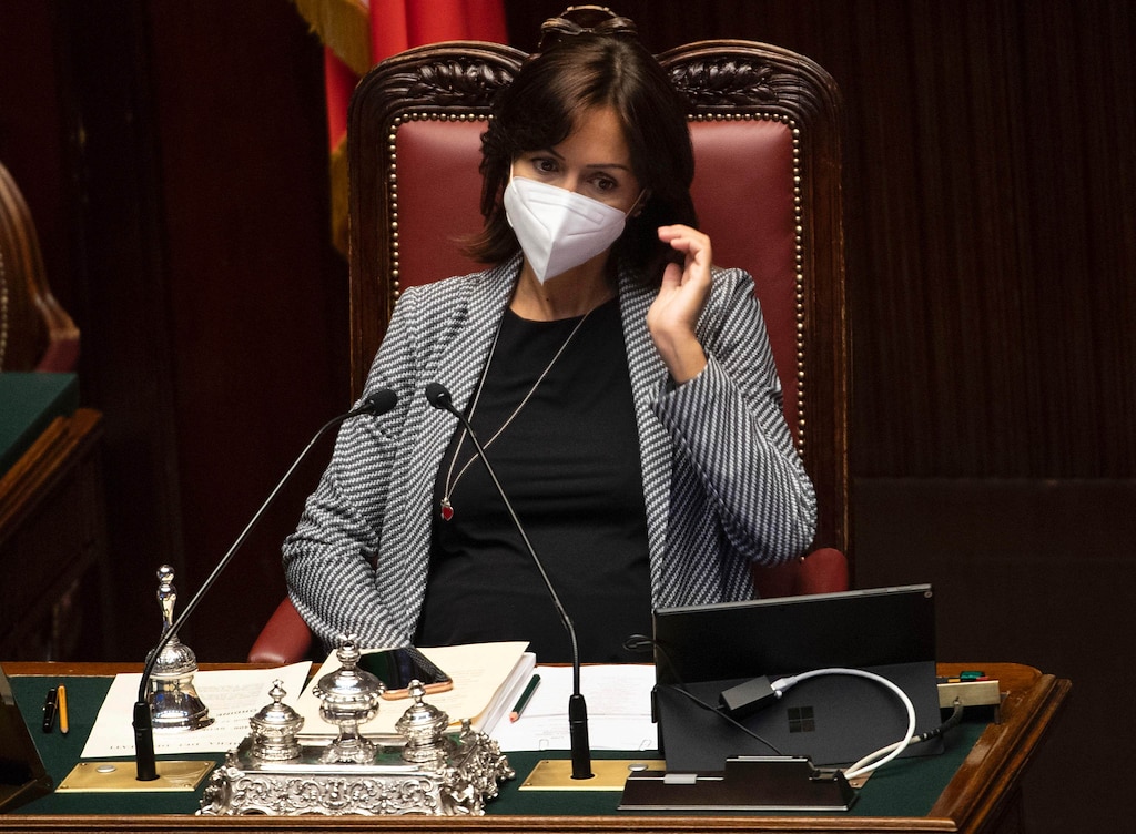 Mara Carfagna Ricoverata A Roma Per Polmonite Non Da Covid-19. "Sta ...