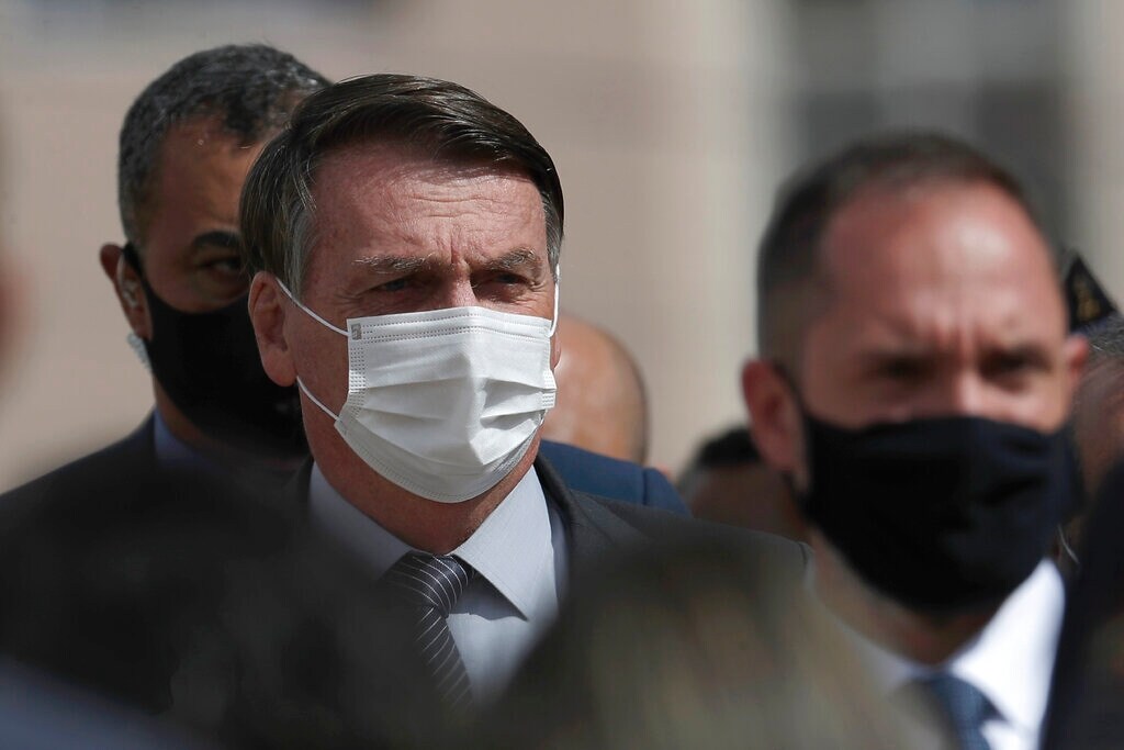 Brasile, Bolsonaro contro il lockdown: "Fa ingrassare ...