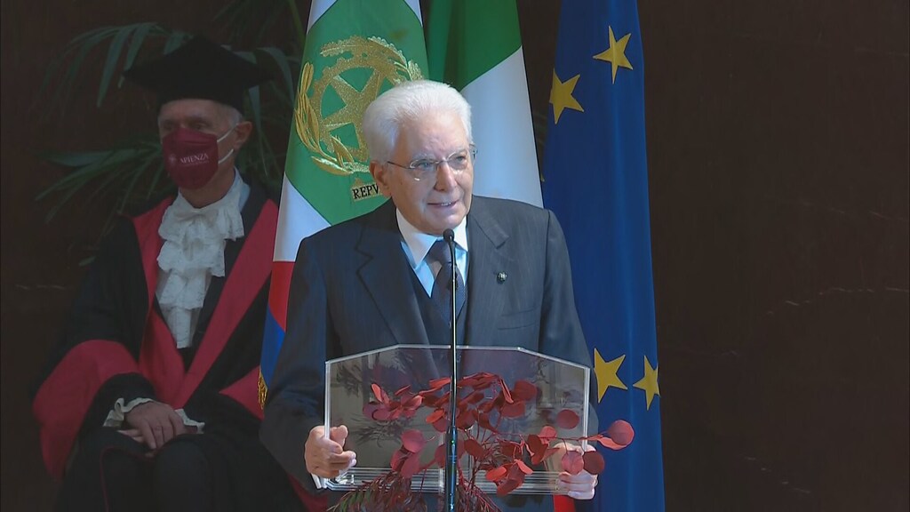 Mattarella, Vaccini: "La Scienza Ha Vinto 9 A 1" - Video - Rai News