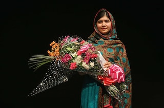 Malala Compie 18 Anni E Lancia La Campagna Booksnotbullets Libri Non Proiettili Photogallery Rai News